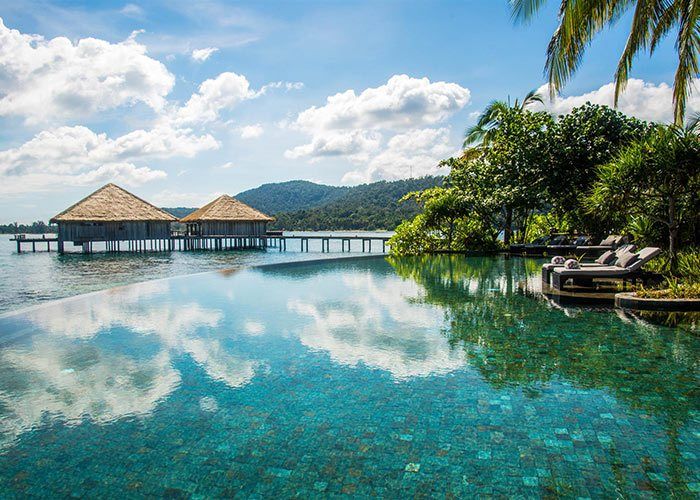 15 top bazénů v Asii, které chcete zažít na vlastní kůži